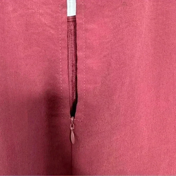 Suzy Shier Blouse Sleeveless Cross Front Burgundy Size Large - Picture 13 of 16